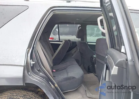 2005 Toyota 4Runner Sr5 Sport V6 z USA, uszkodzony, nr VIN JTEBU14R058029188